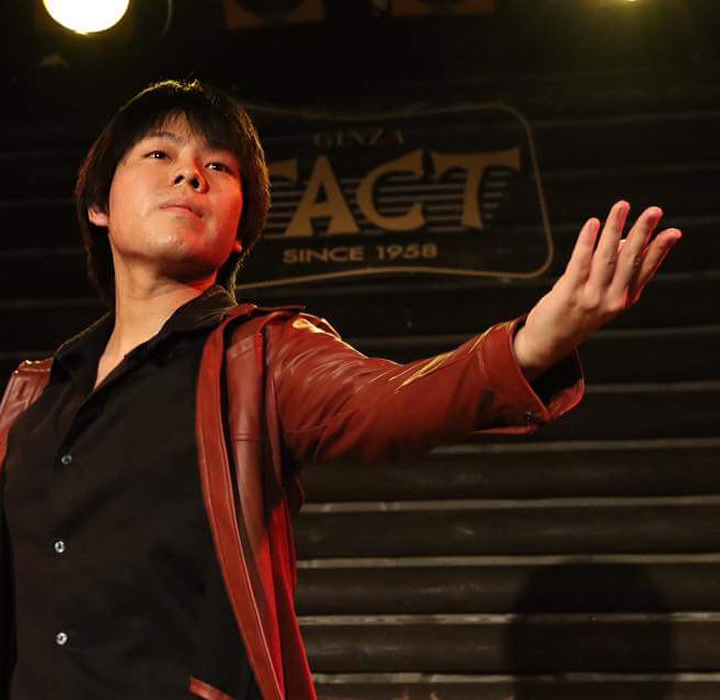 歌手・タップダンサー 佐々木名央